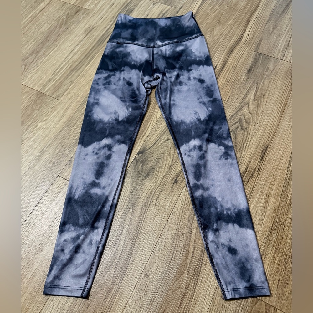 Beyond Yoga Black and Gray Leggings Size S